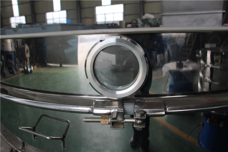 醫(yī)藥振動(dòng)篩：大束環(huán)展示。