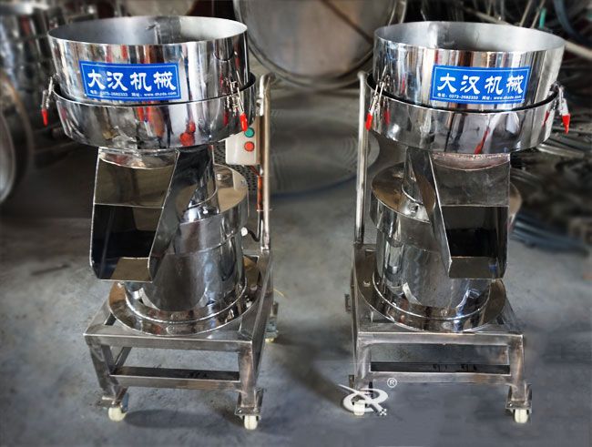 450型過濾篩機實拍：單層過濾篩過濾，多用于液體物料的使用。